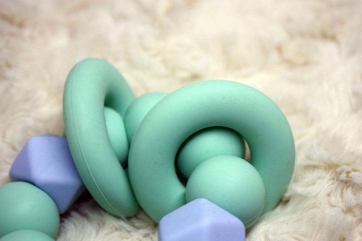 Arabella + Autumn Silicone Teether Mint